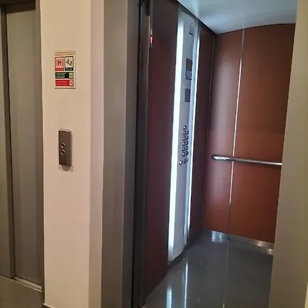 Modern Rocha Prime Flat Portimão