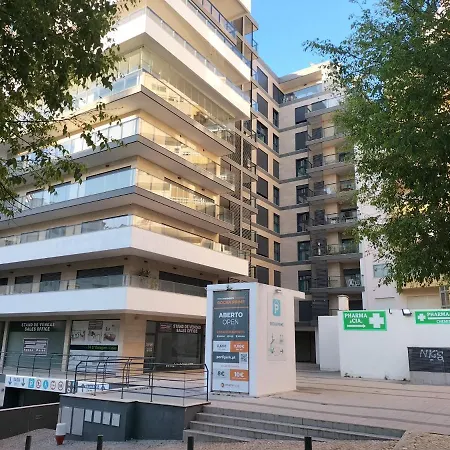 Modern Rocha Prime Flat * Portimão